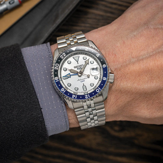 Seiko 5 Sports SSK GMT White Dial Men's Watch โ SSK033