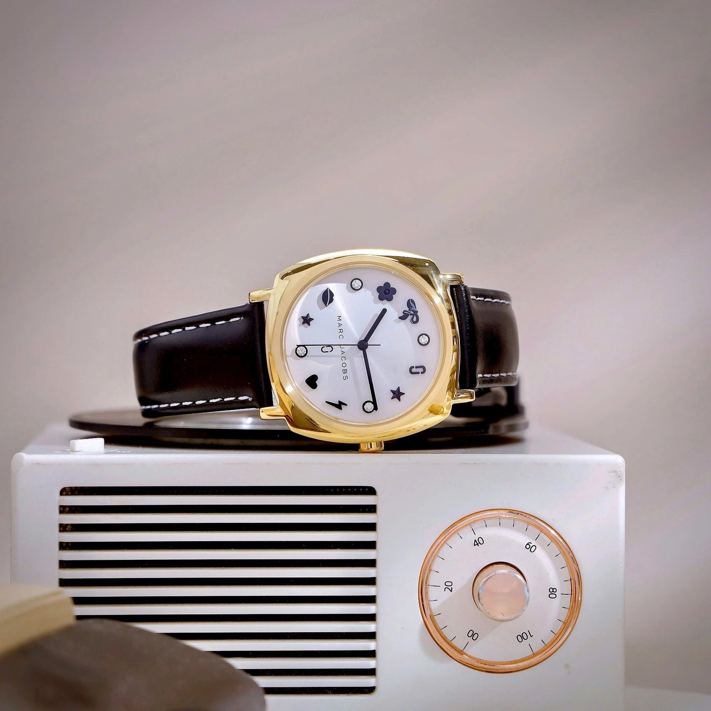 Marc Jacobs Gold White Dial Leather Strap Ladies Watch | MJ1564