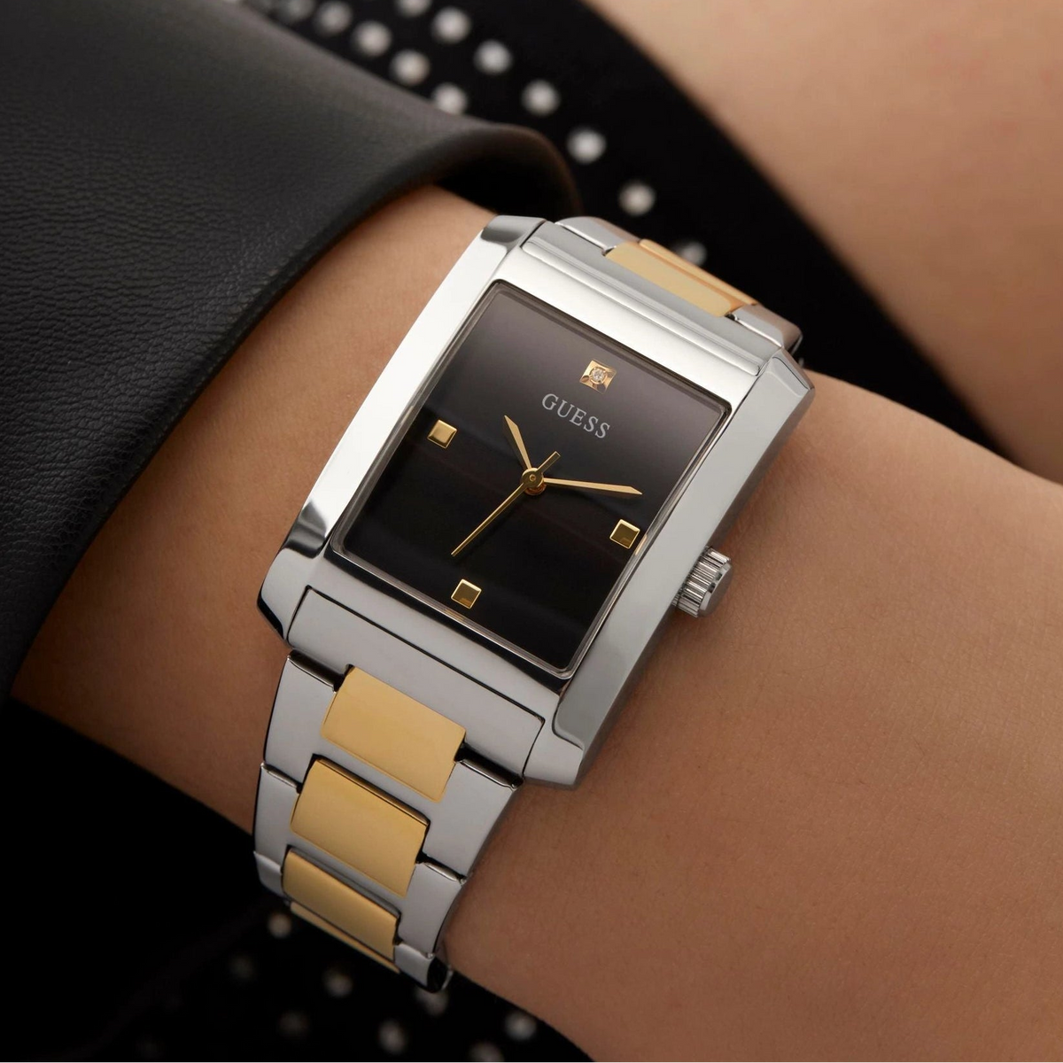 GUESS Bonnie Two-Tone Black Dial Ladies Watch – GW0876L3