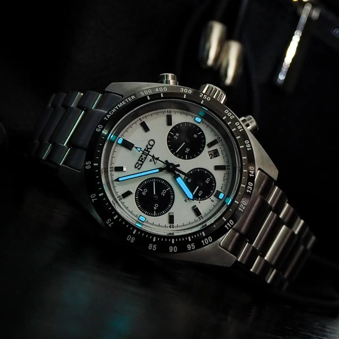 Seiko Prospex Speedtimer Solar Chronograph Panda Dial Men's Watch – SSC813P1