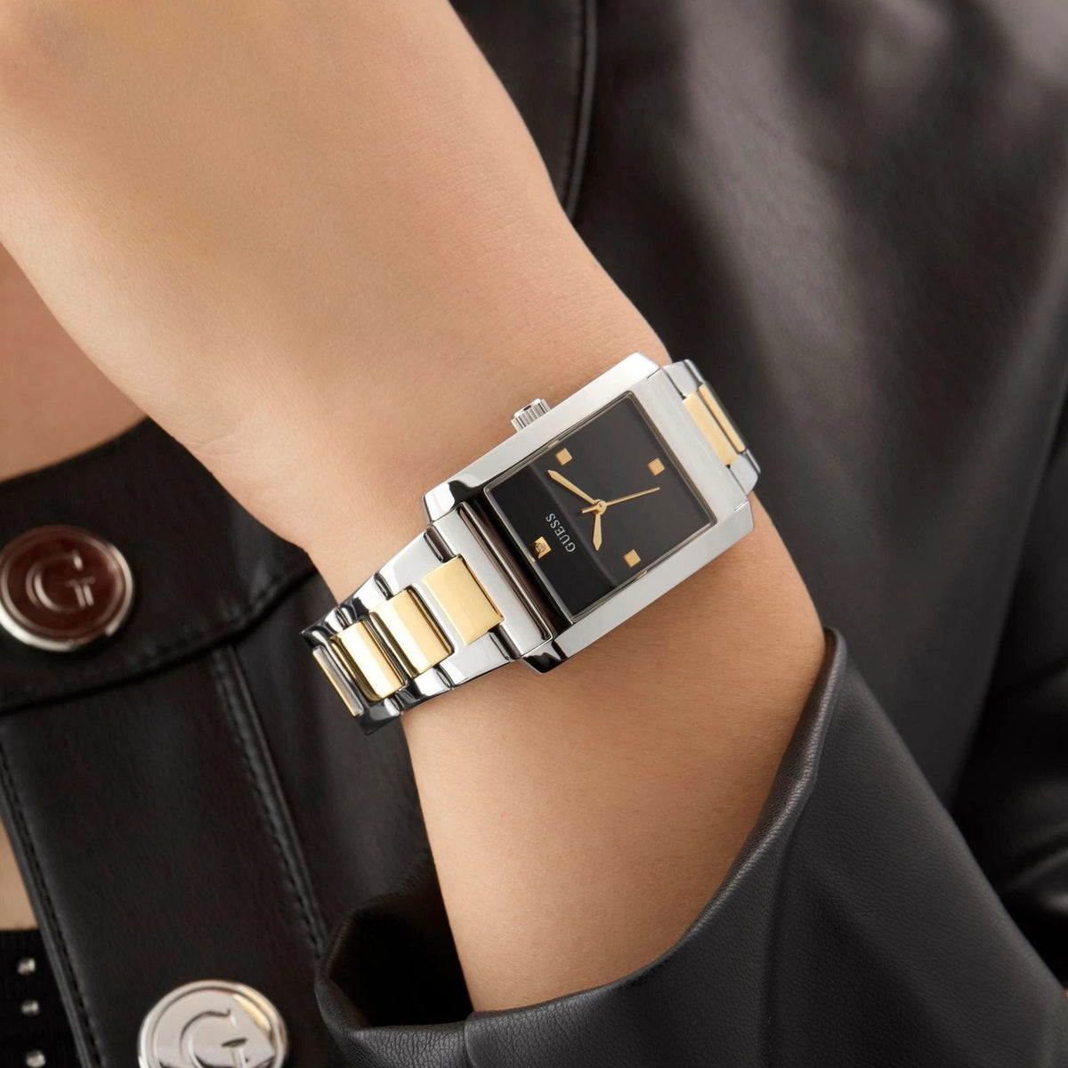 GUESS Bonnie Two-Tone Black Dial Ladies Watch – GW0876L3
