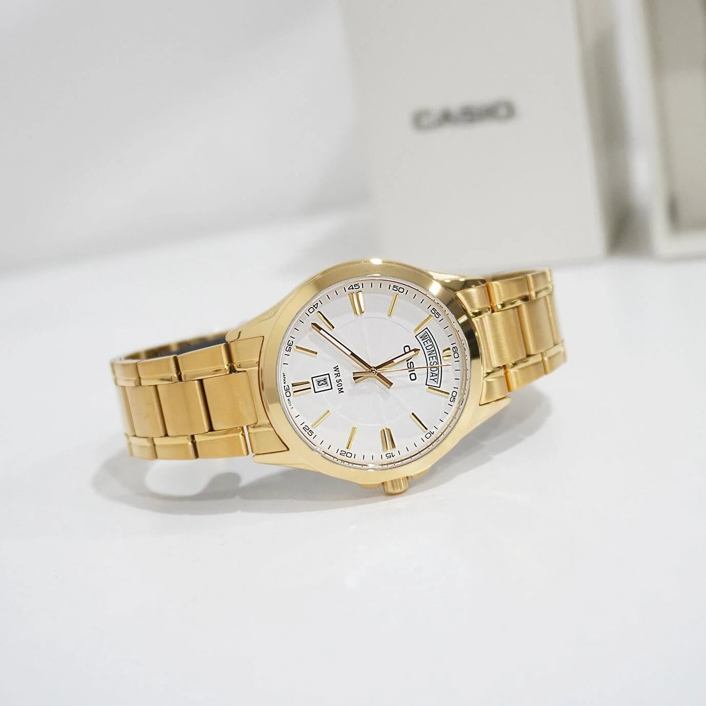 Casio MTP-1381GD-7AVDF Gold-Tone Day-Date Men's Watch